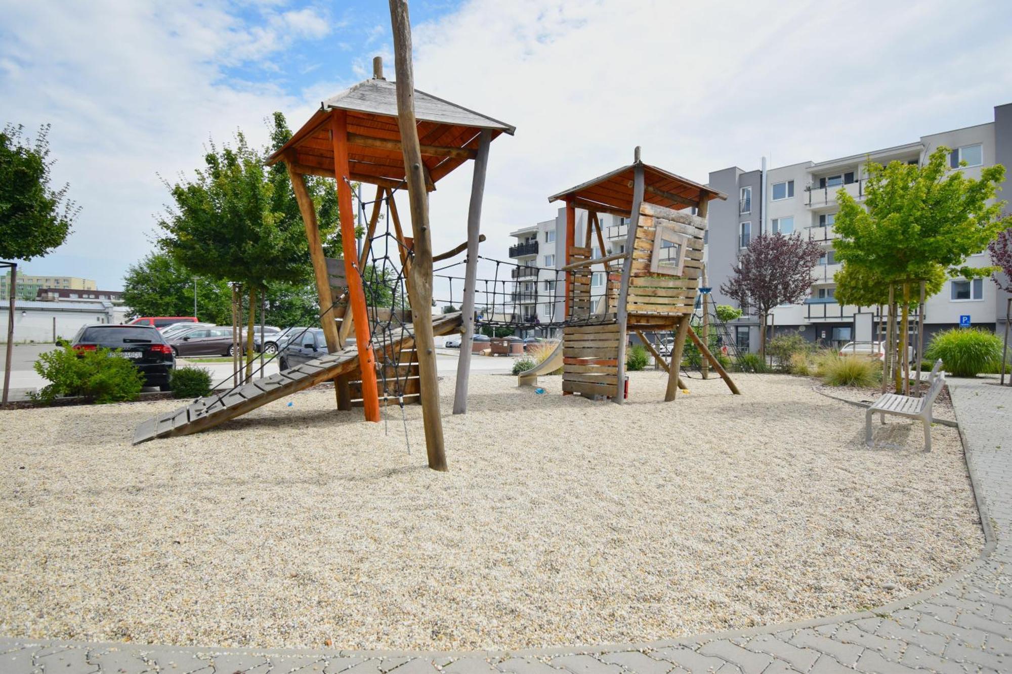 Apartman Zlatovska 22B Trenčín Exteriér fotografie